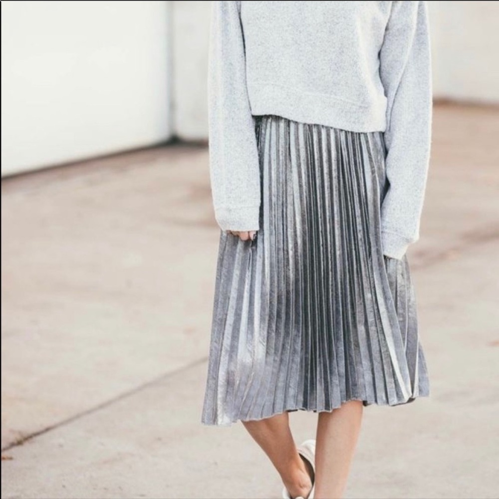 Michael Kors silver metallic pleated midi skirt XL NWT